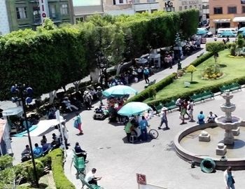 plaza cvica, zitcuaro, michoacn