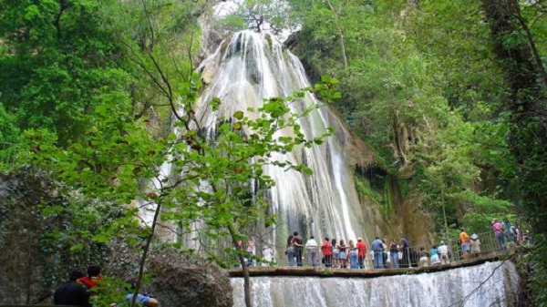 cascada cola de caballo