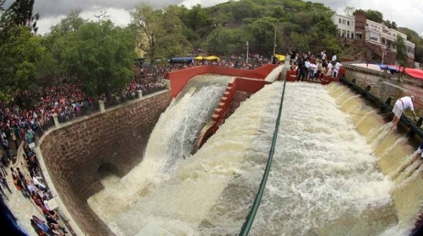 fiestas de san juan y presa de la olla en
guanajuato fiestas de san juan y presa de la olla en guanajuato