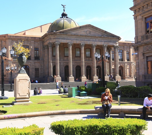 plazas y jardines que no te puedes perder en san luis potosí
