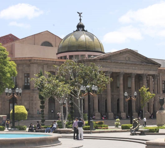 plazas y jardnes por visitar en san luis potos