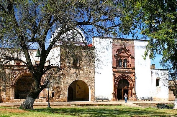 tzintzuntzan